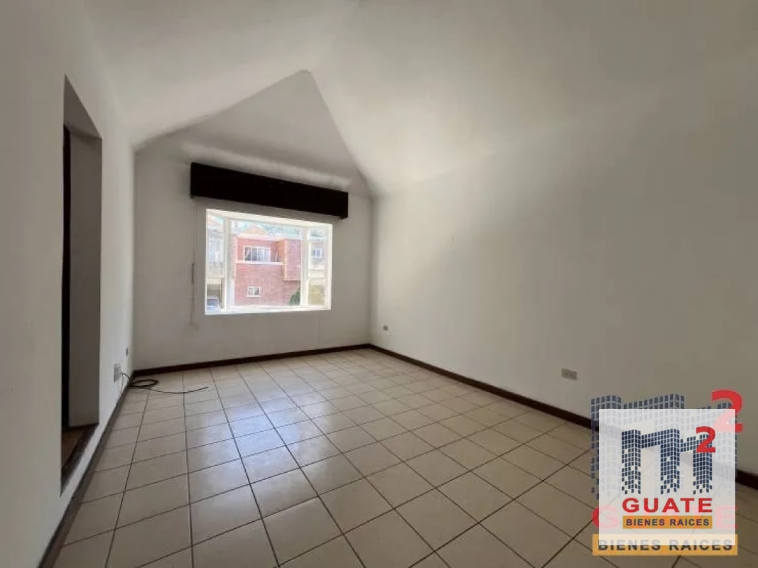 Casa en Venta, Zona 16 - 13