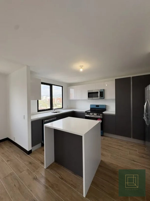 Apartamento en RENTA/VENTA zona 15 - 1