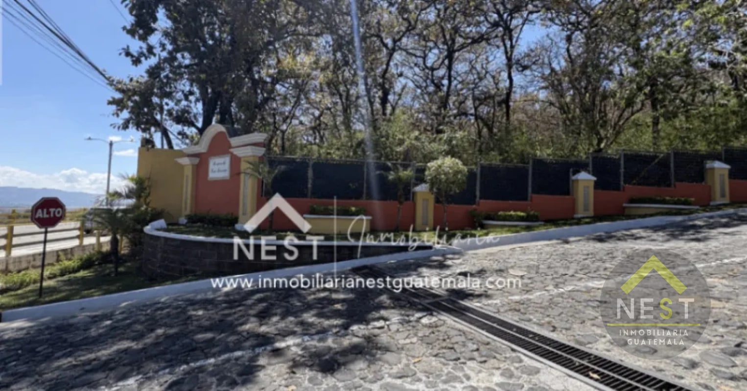 Casa de 4 habitaciones y jardín en venta | BOSQUES DE SAN MARINO - San Cristóbal - 2