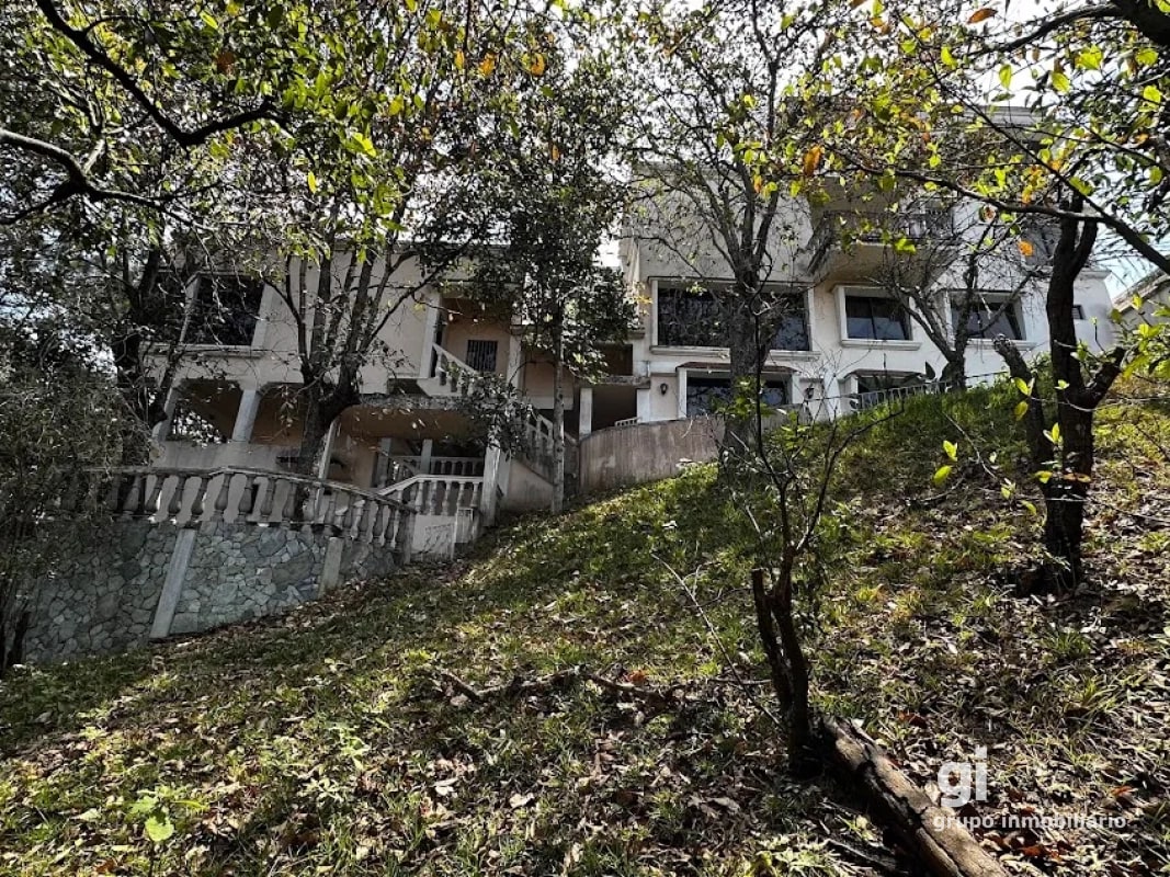 HERMOSA CASA EN COLONIA PRIMAVERA, ZONA 11 - 8