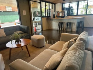 Apartamento Semi-Amueblado  en Venta Zona 10 codigo.DA36120 — Apartamento en Venta en Zona 10, Guatemala, Ciudad — miniatura 7 de 17