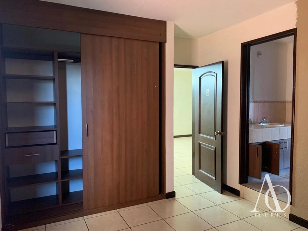 Casa en Venta en Portal de San Isidro 3, zona 16 / EN DIRECTO - 6