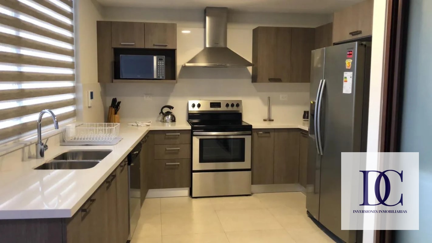 📍 APARTAMENTO AMUEBLADO EN RENTA – EDIFICIO SANTA INÉS | ZONA 14 - 13