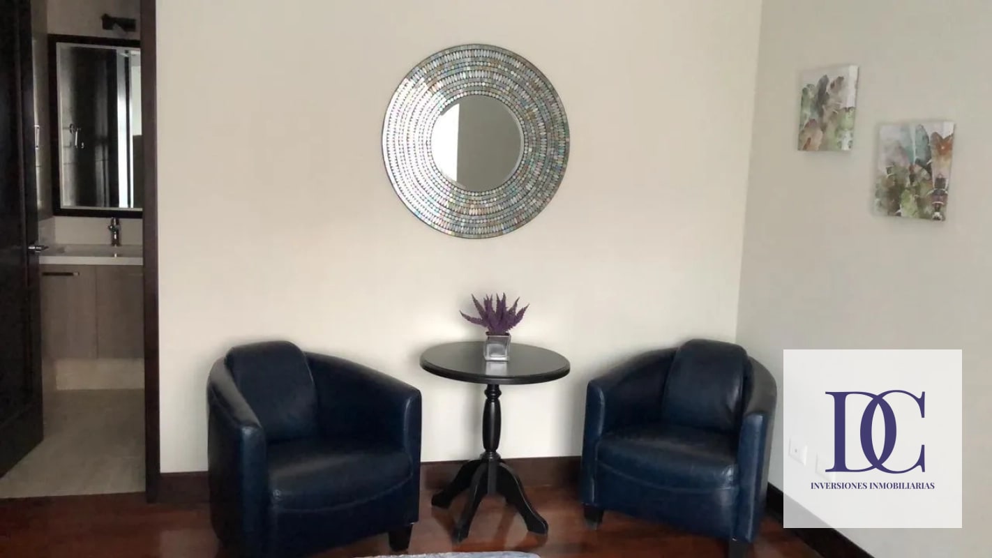 📍 APARTAMENTO AMUEBLADO EN RENTA – EDIFICIO SANTA INÉS | ZONA 14 - 8