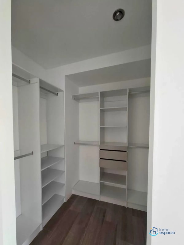 Apartamento en Alquiler – Edificio Brickell, Zona 16 - 2