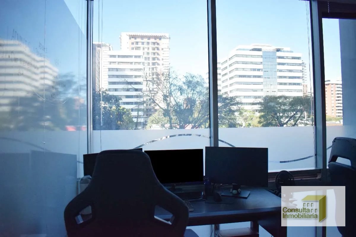 zona 10/ Edificio Platina / 130 m² - 1