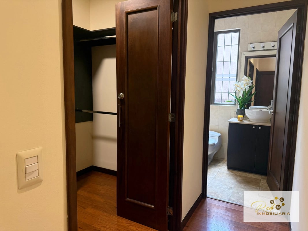 🏡 APARTAMENTO DE LUJO EN VENTA,EN PLENUM ZONA 14 - 2