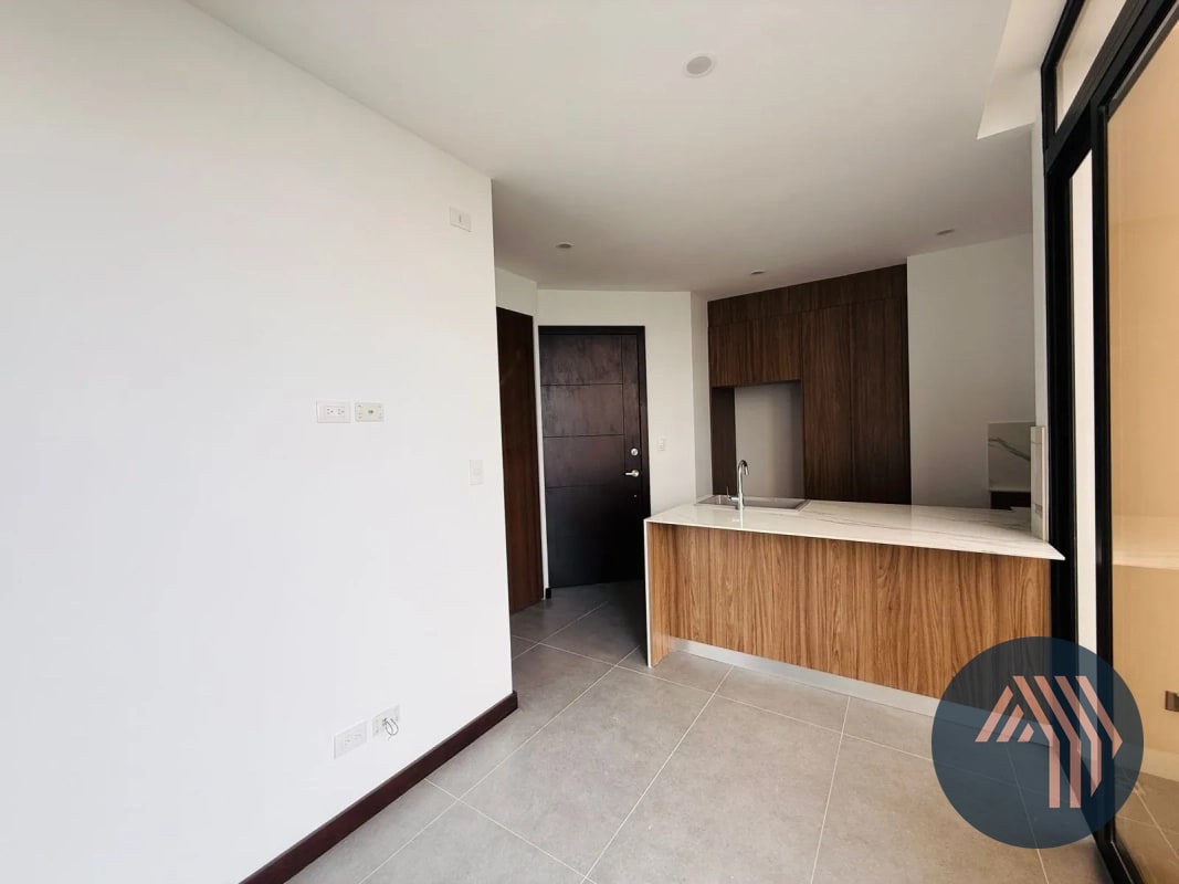 VENTA DE APARTAMENTO PARA ESTRENAR - ARLES ZONA 15 - 10