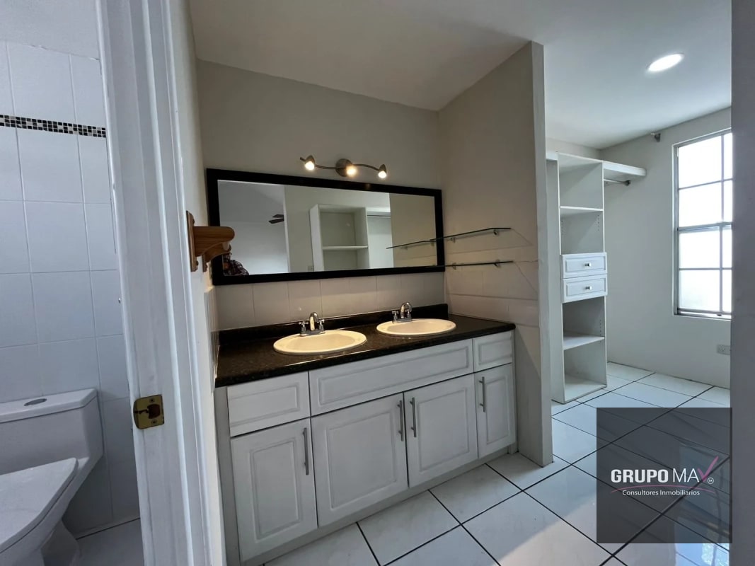 Casa Zona 13 Condominio Monte Azul II - 2