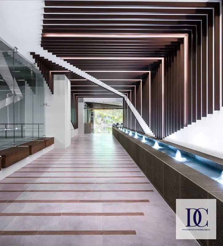 📍 OFICINA EN RENTA – EDIFICIO SPAZIO | ZONA 15 - 2