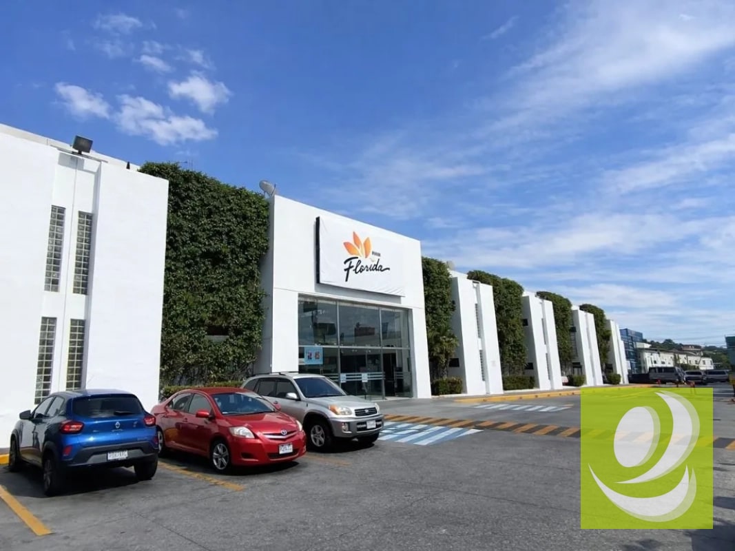 Local comercial en Renta en Plaza Florida zona 7 Mixco - 3