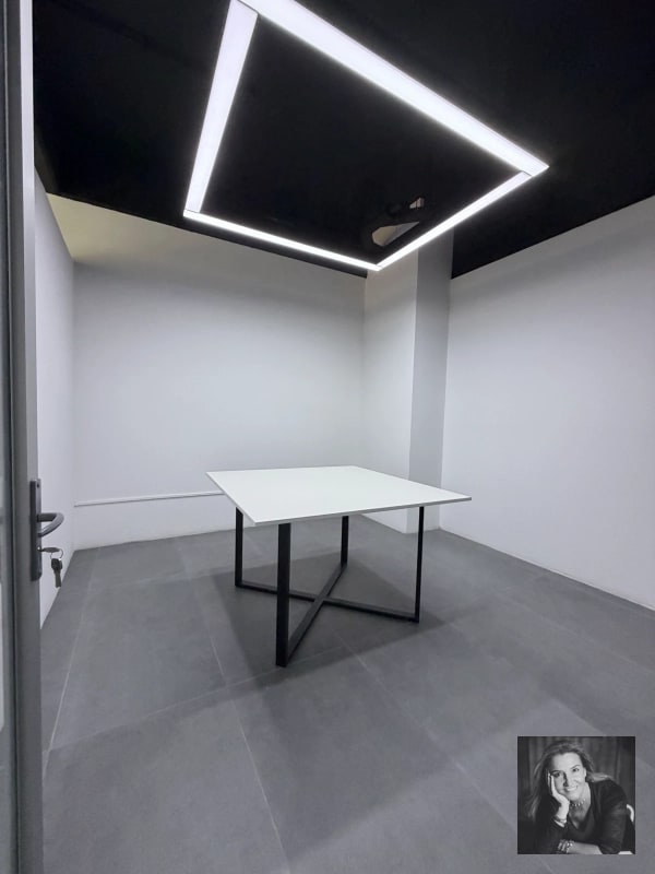 OFICINA EN RENTA – EDIFICIO 01010, ZONA 10 - 6