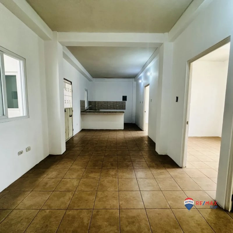ZONA 1, CASA EN VENTA O RENTA IDEAL PARA COMERCIAL O RESIDENCIAL - 5