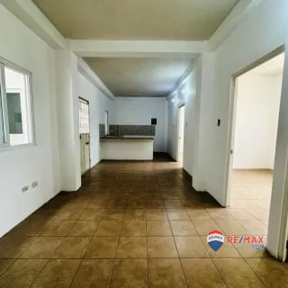 ZONA 1, CASA EN VENTA O RENTA  IDEAL PARA COMERCIAL O RESIDENCIAL — Casa en Venta en Zona 1, Guatemala, Ciudad — miniatura 5 de 10