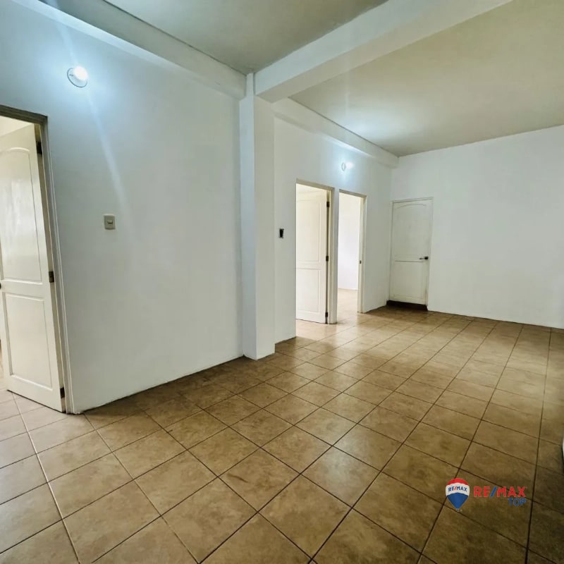 ZONA 1, CASA EN VENTA O RENTA  IDEAL PARA COMERCIAL O RESIDENCIAL - 4