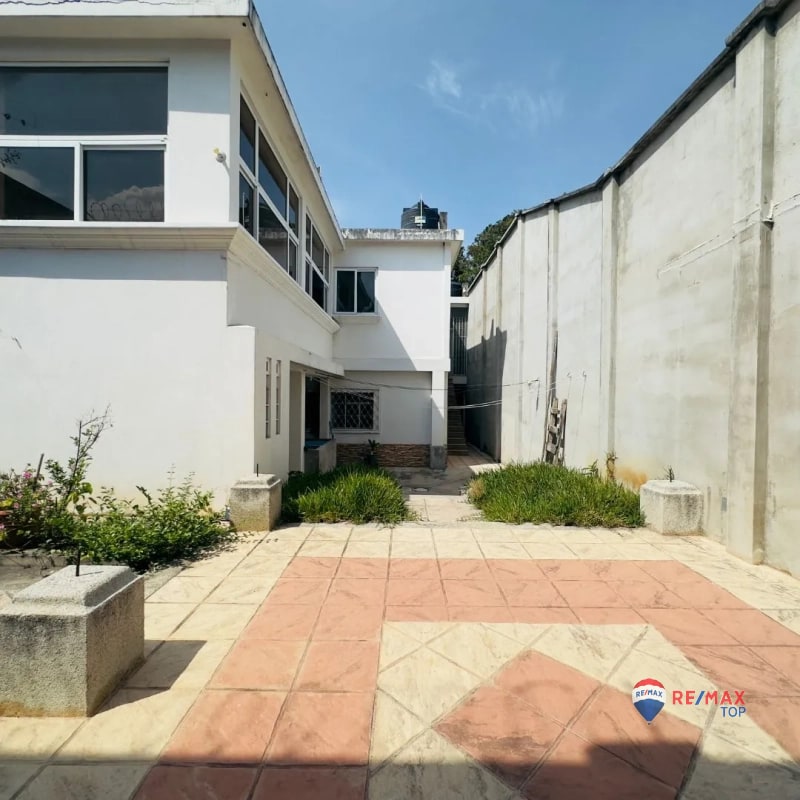 ZONA 1, CASA EN VENTA O RENTA IDEAL PARA COMERCIAL O RESIDENCIAL - 3