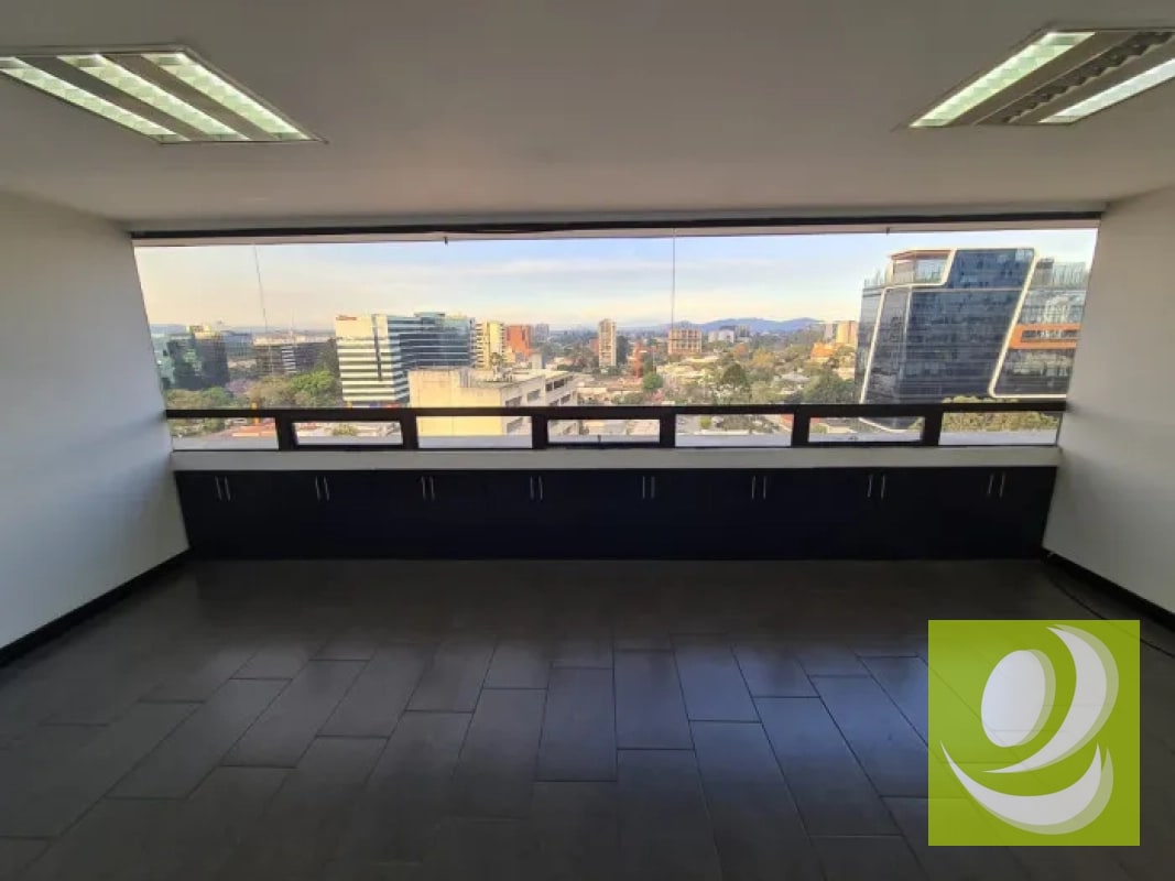 Oficina en Renta Edificio Géminis 10 - 1