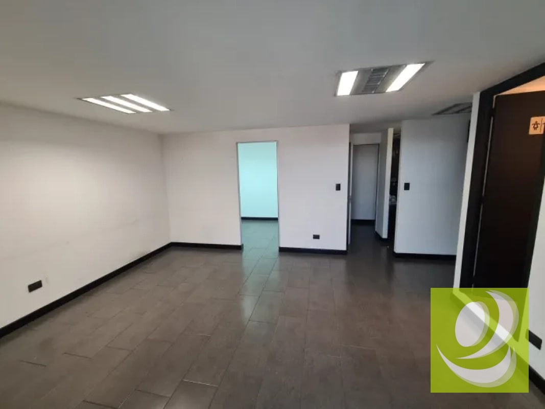 Oficina en Renta Edificio Géminis 10 - 7
