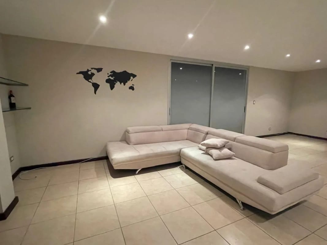 Apartamento en venta CAES — Apartamento en Venta en Carretera a El Salvador, Guatemala, Ciudad — foto 2 de 16
