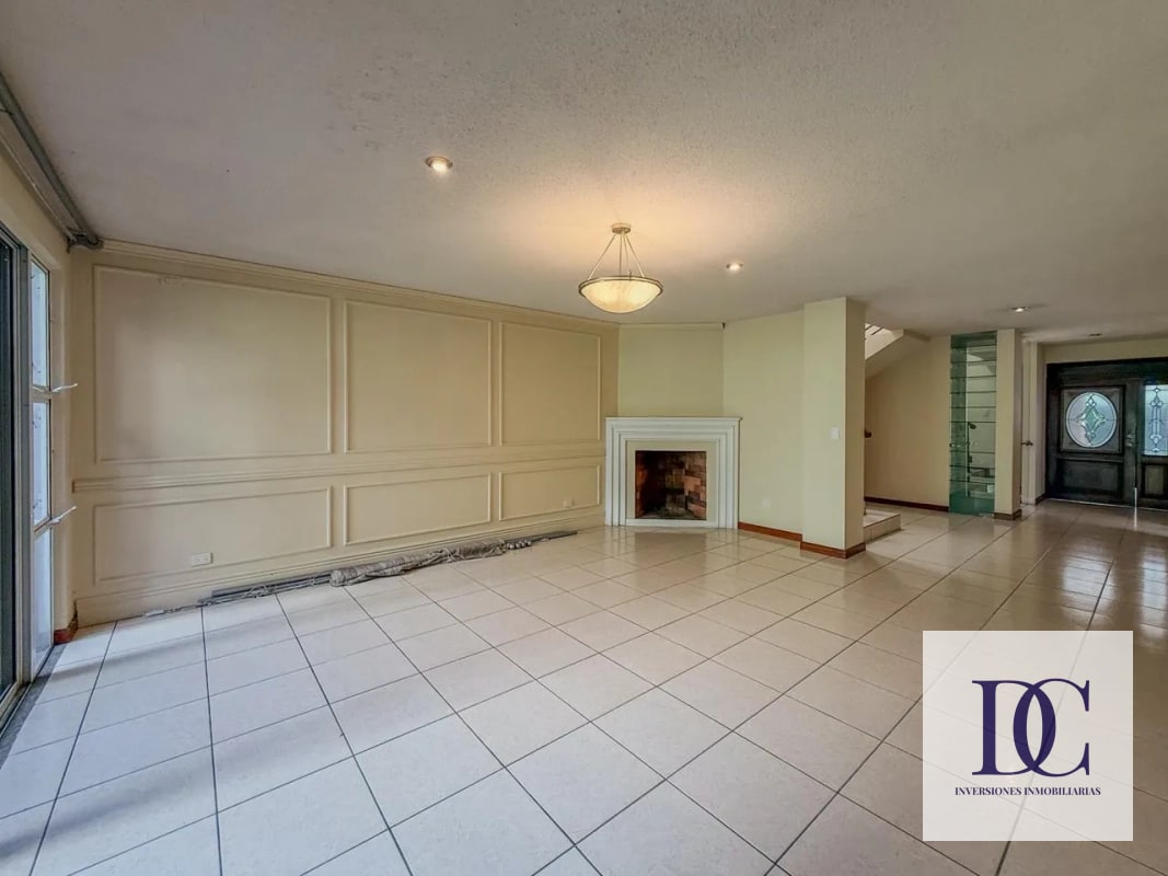 📍 CASA EN VENTA – CAÑADAS DE ELGIN | ZONA 13 - 16