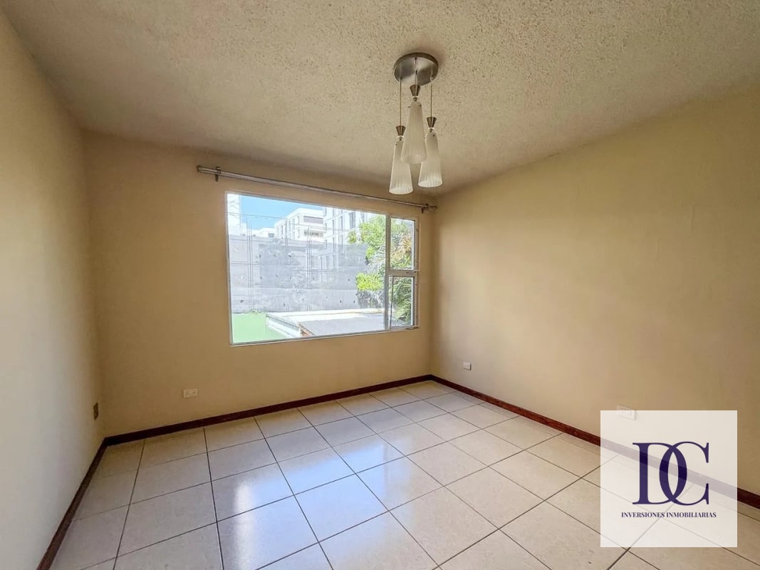 📍 CASA EN VENTA – CAÑADAS DE ELGIN | ZONA 13 - 13
