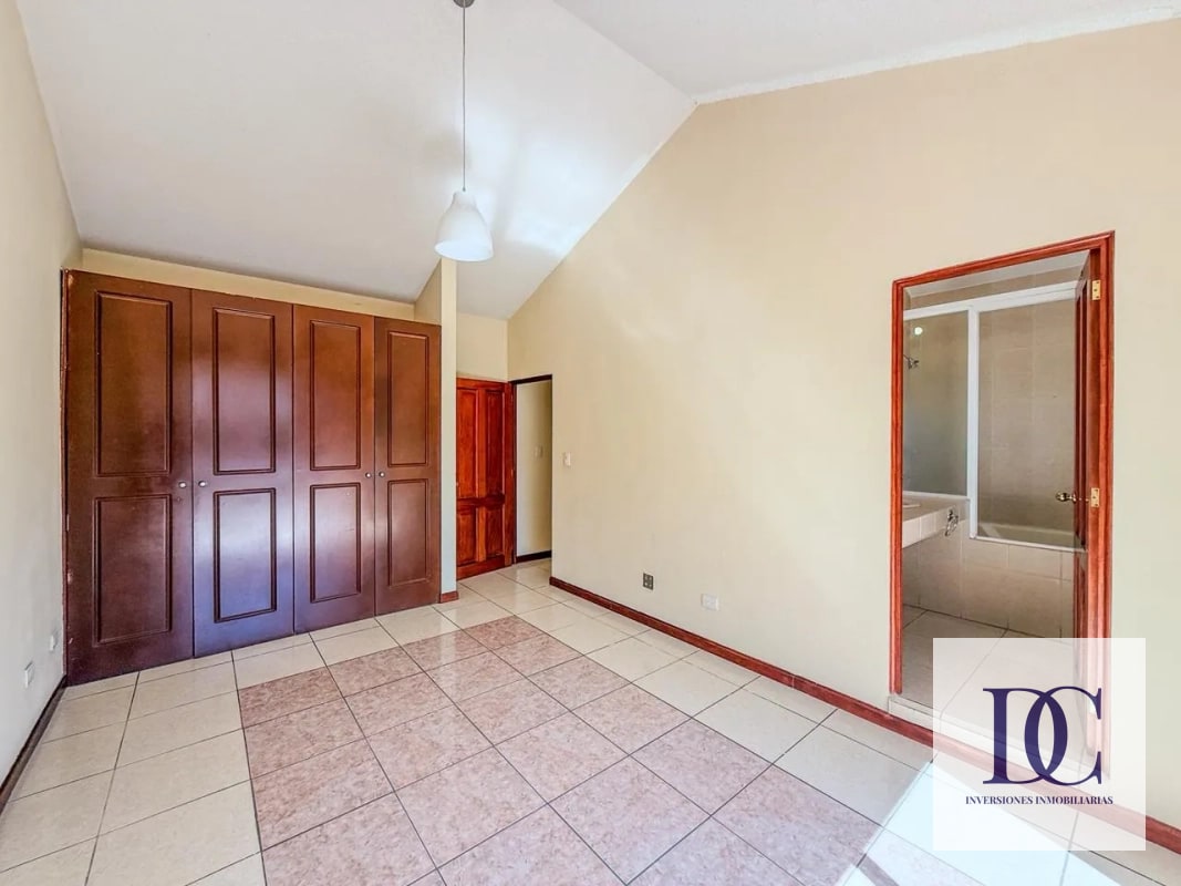 📍 CASA EN VENTA – CAÑADAS DE ELGIN | ZONA 13 - 10