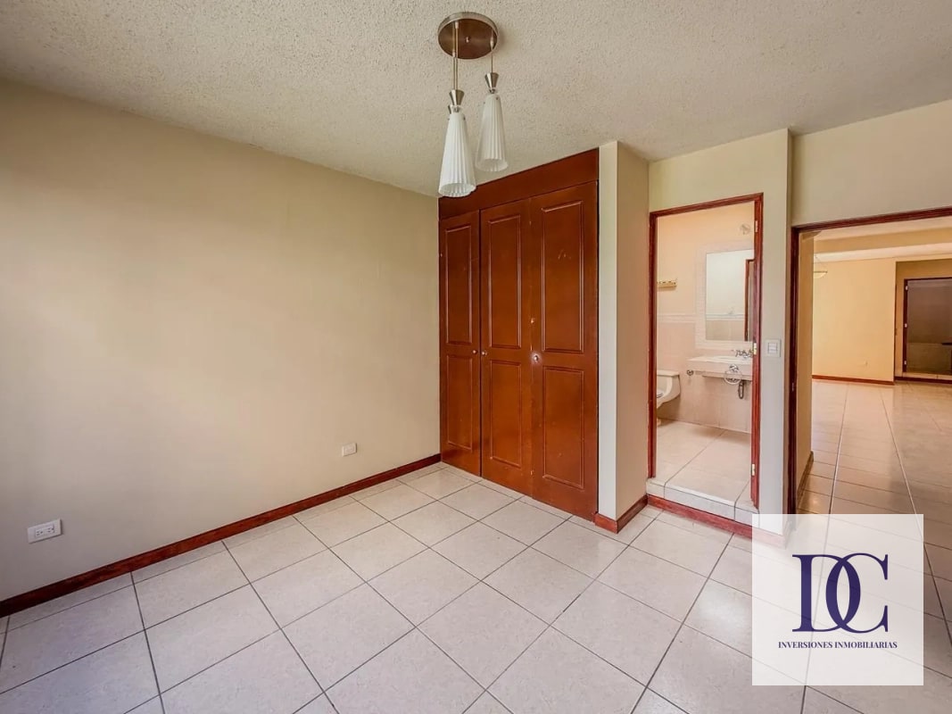 📍 CASA EN VENTA – CAÑADAS DE ELGIN | ZONA 13 - 9
