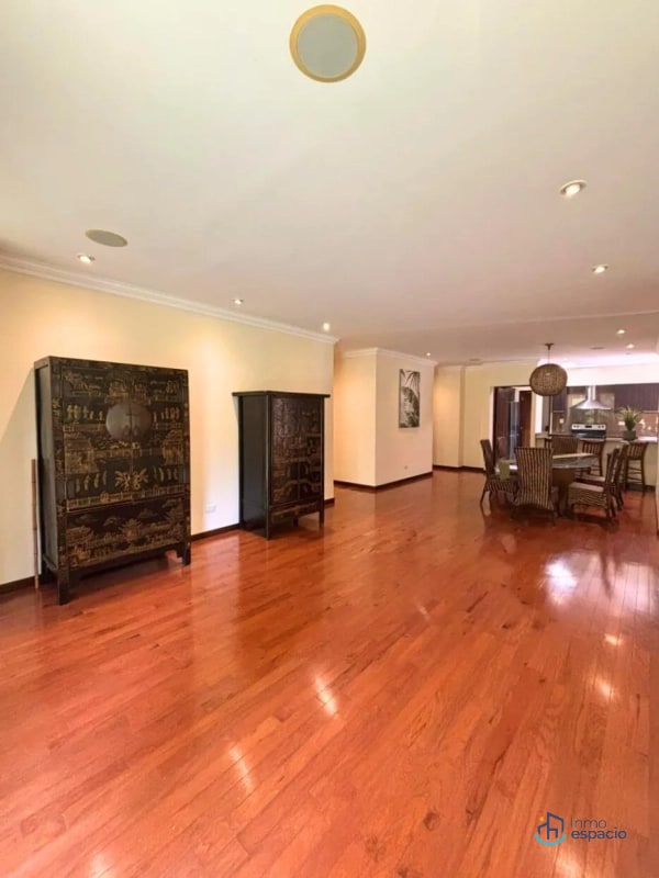 Apartamento en venta o alquiler en Edificio Plenum, 5ta Avenida Zona 14 - 2