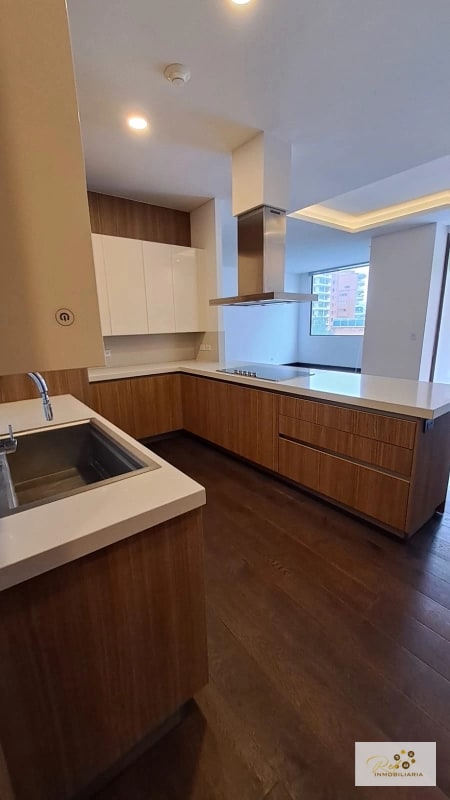 APARTAMENTO DE LUJO EN VENTA 📍 Edificio Echo – Zona 14 - 10