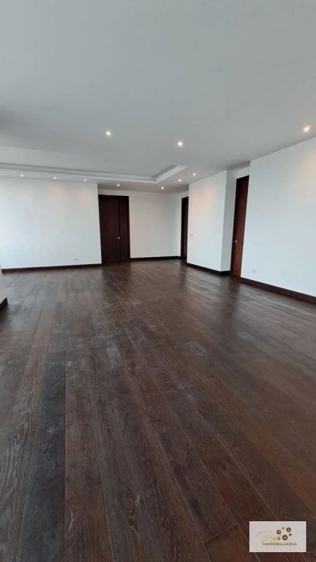 APARTAMENTO DE LUJO EN VENTA  📍 Edificio Echo – Zona 14 - 8