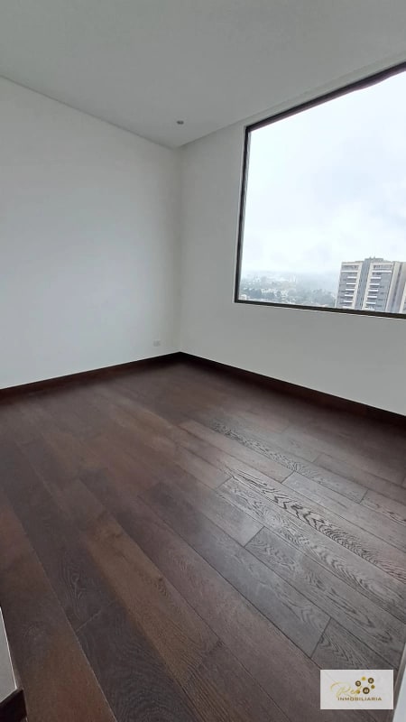 APARTAMENTO DE LUJO EN VENTA 📍 Edificio Echo – Zona 14 - 5