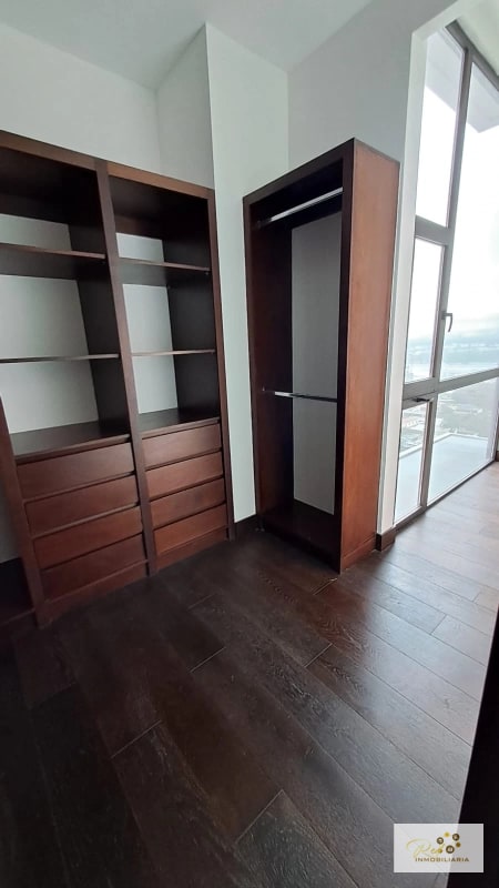 APARTAMENTO DE LUJO EN VENTA 📍 Edificio Echo – Zona 14 - 4