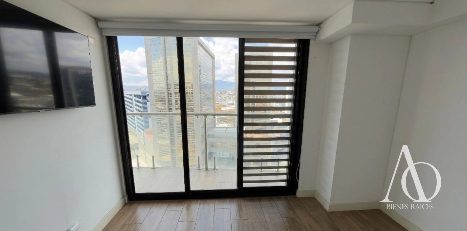 Apartamento en Venta Edificio Quo, zona 4 N12 / EN DIRECTO - 4