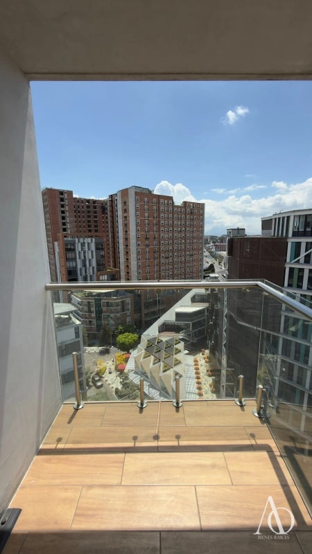 Apartamento en Venta Edificio Quo, zona 4 N12 / EN DIRECTO - 2