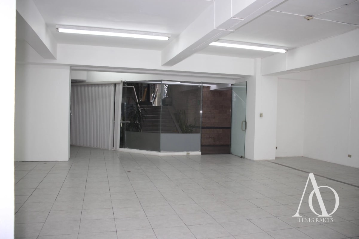Local en Alquiler Edificio Murano Center, zona 10 N1 / EN DIRECTO - 7