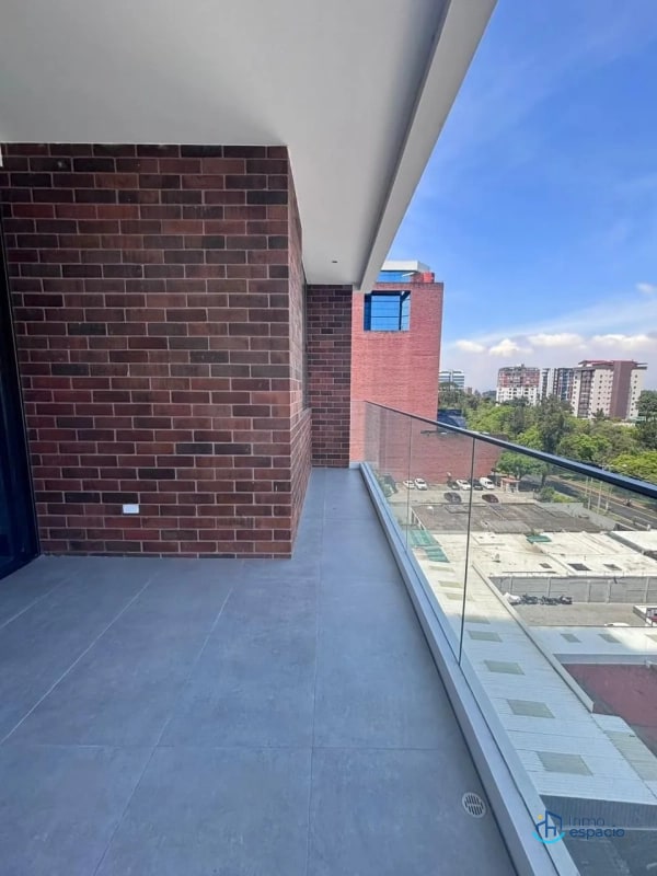 Apartamento en venta o alquiler en Edificio Echo, Zona 14 - 2