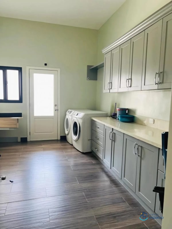 Propiedad en venta con 2 viviendas en Nueva Concepción, Escuintla - 6