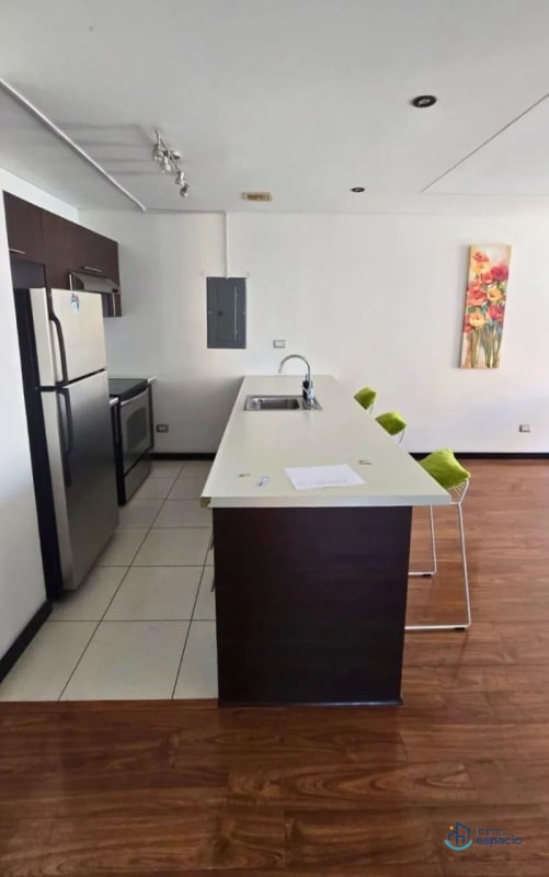 Apartamento en alquiler en Edificio Sublime, Zona 14 - 12