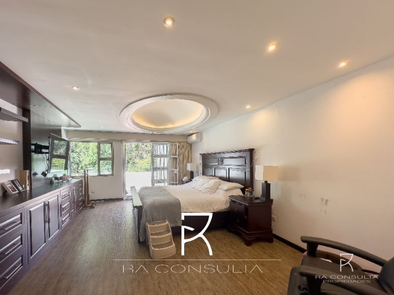 VENTA Casa en zona 15 detras de Multimedica - 11
