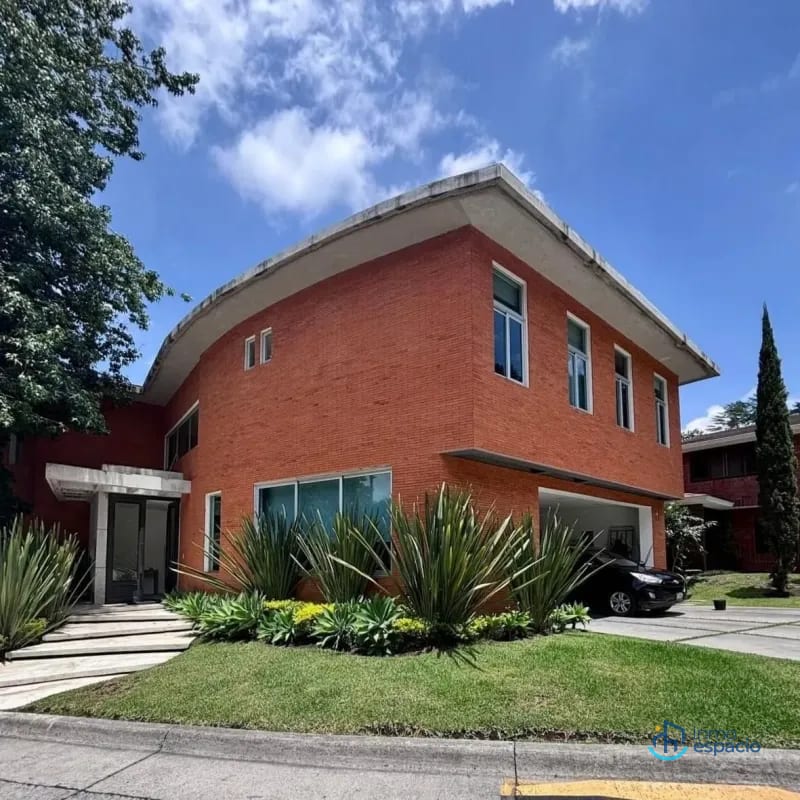 Casa en venta – Condominio Las Luces, Km 13.5 CAES — Casa en Venta en Las Luces, Carretera a El Salvador, Guatemala, Ciudad — foto 1 de 17