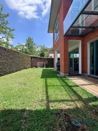 Casa en venta – Condominio Las Luces, Km 13.5 CAES — Casa en Venta en Las Luces, Carretera a El Salvador, Guatemala, Ciudad — miniatura 2 de 17