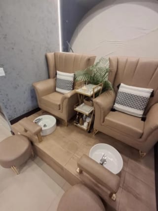 Salón de belleza en Km 16 Carretera a El Salvador — Local en Venta en Carretera a El Salvador, Guatemala, Ciudad — miniatura 2 de 4