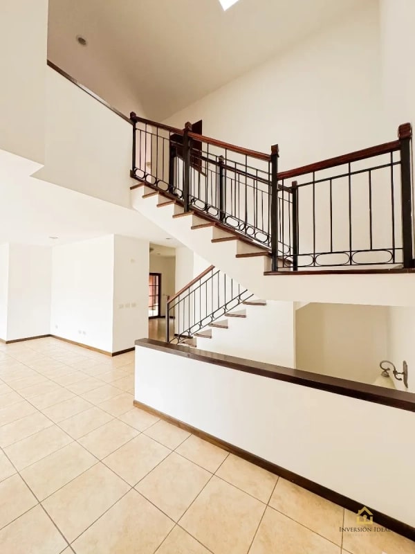 Amplia Casa En Venta $725K Cond. Puerta Grande, Carr.a El Salvador 4 Hab.+Línea Blanca - 4