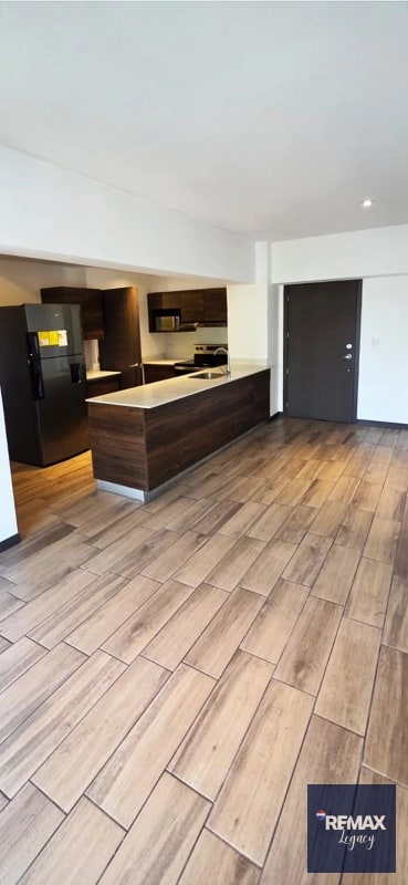 Apartamento Renta | Zona 13 | Torre Pamplona 1 - 1