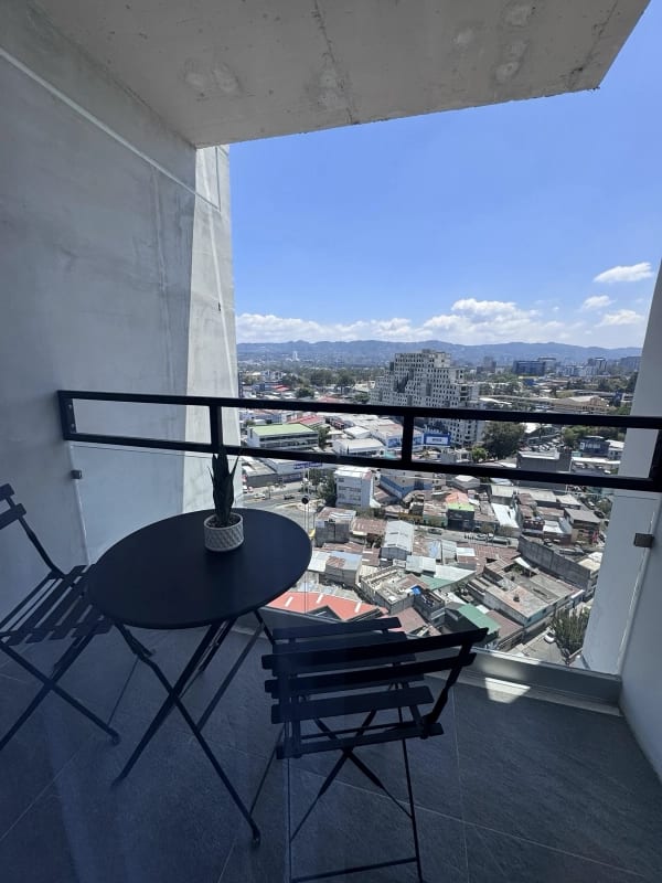 ALQUILER apto AMUEBLADO EN 4 Grados Norte INARA PISO 19o — Apartamento en Alquiler en Inara Cuatro Norte, Zona 4, Guatemala, Ciudad — foto 12 de 17