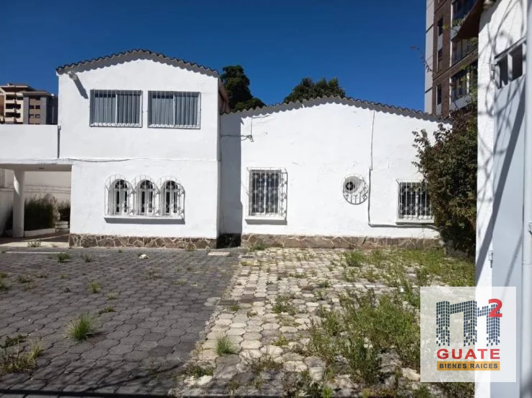 Casa fuera de condominio en Renta, Zona 10 - 1