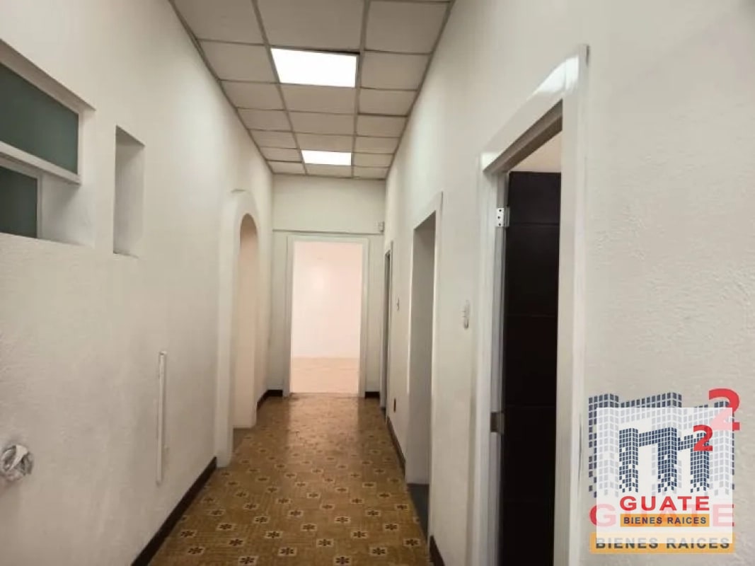 Casa fuera de condominio en Renta, Zona 10 - 13