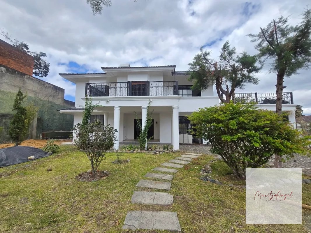 ALQUILER DE CASA EN ZONA 16 - 1