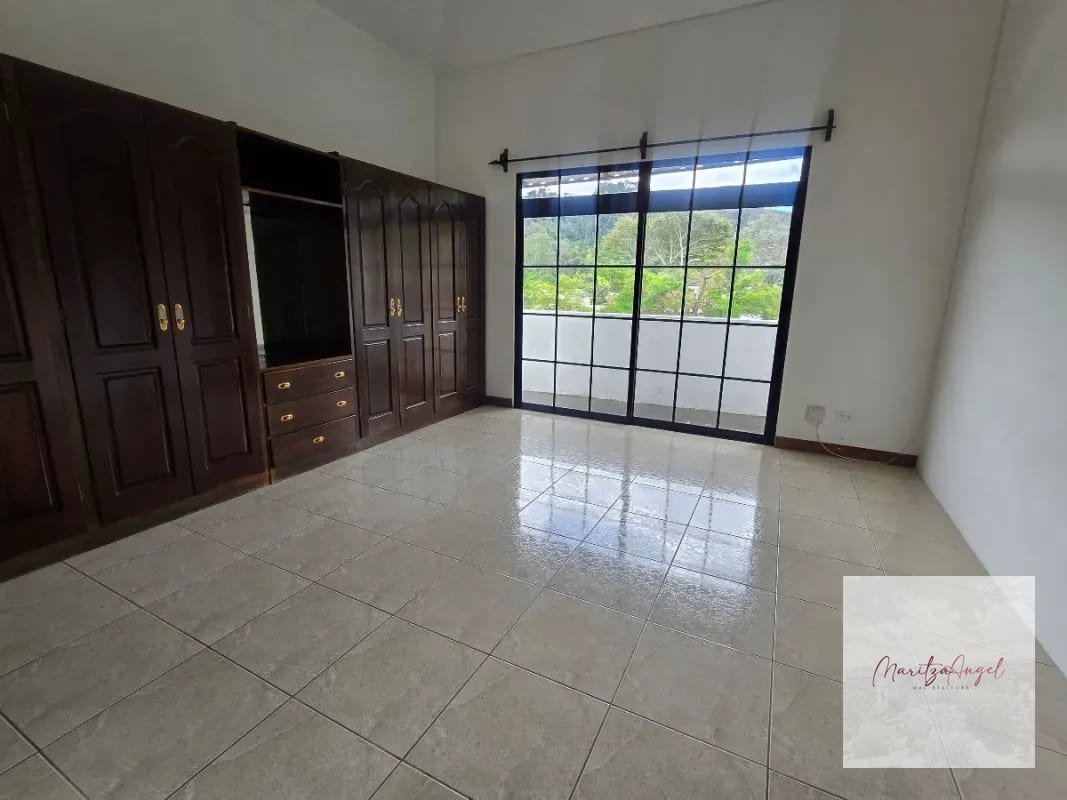 ALQUILER DE CASA EN ZONA 16 — Casa en Alquiler en La Montaña, Zona 16, Guatemala, Ciudad — foto 12 de 13