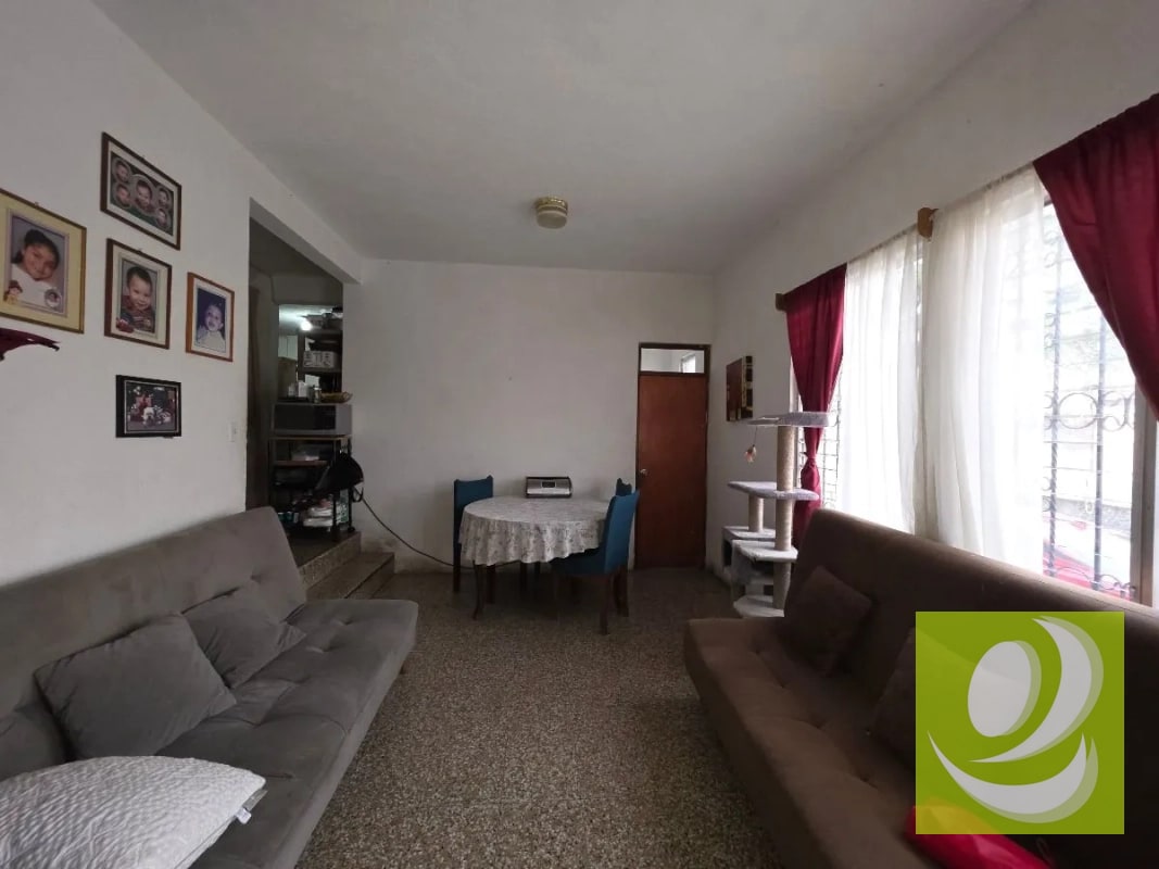 CASA EN VENTA EN SAN CRISTOBAL ENTRADA A PINARES - 1